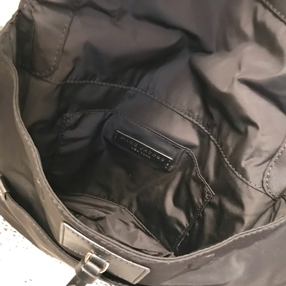 Marc Jacobs New York preppy Nylon Natasha Crossbosy Bag Black
